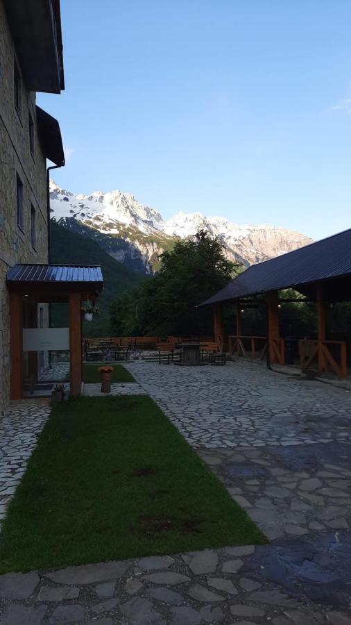 Hotel Margjeka Валбона Екстериор снимка