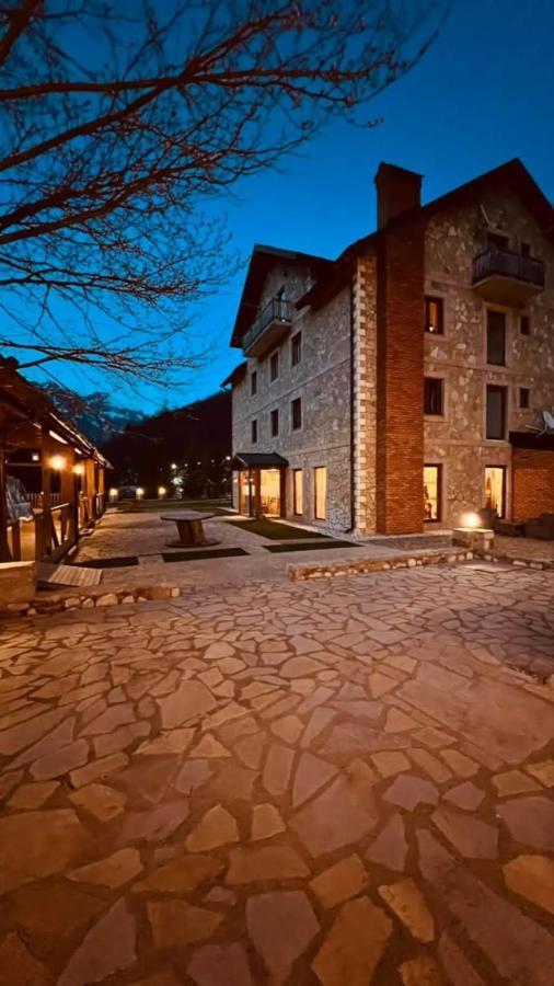 Hotel Margjeka Валбона Екстериор снимка